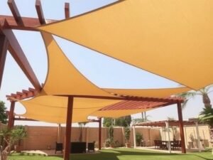 تركيب مظلات وبرجولات في حدائق الكويت