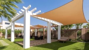 مظلات وبرجولات عصرية في حدائق الكويت