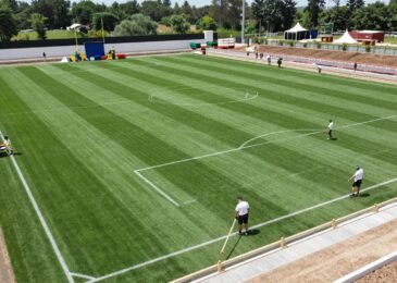 تجهيز ملاعب كره القدم